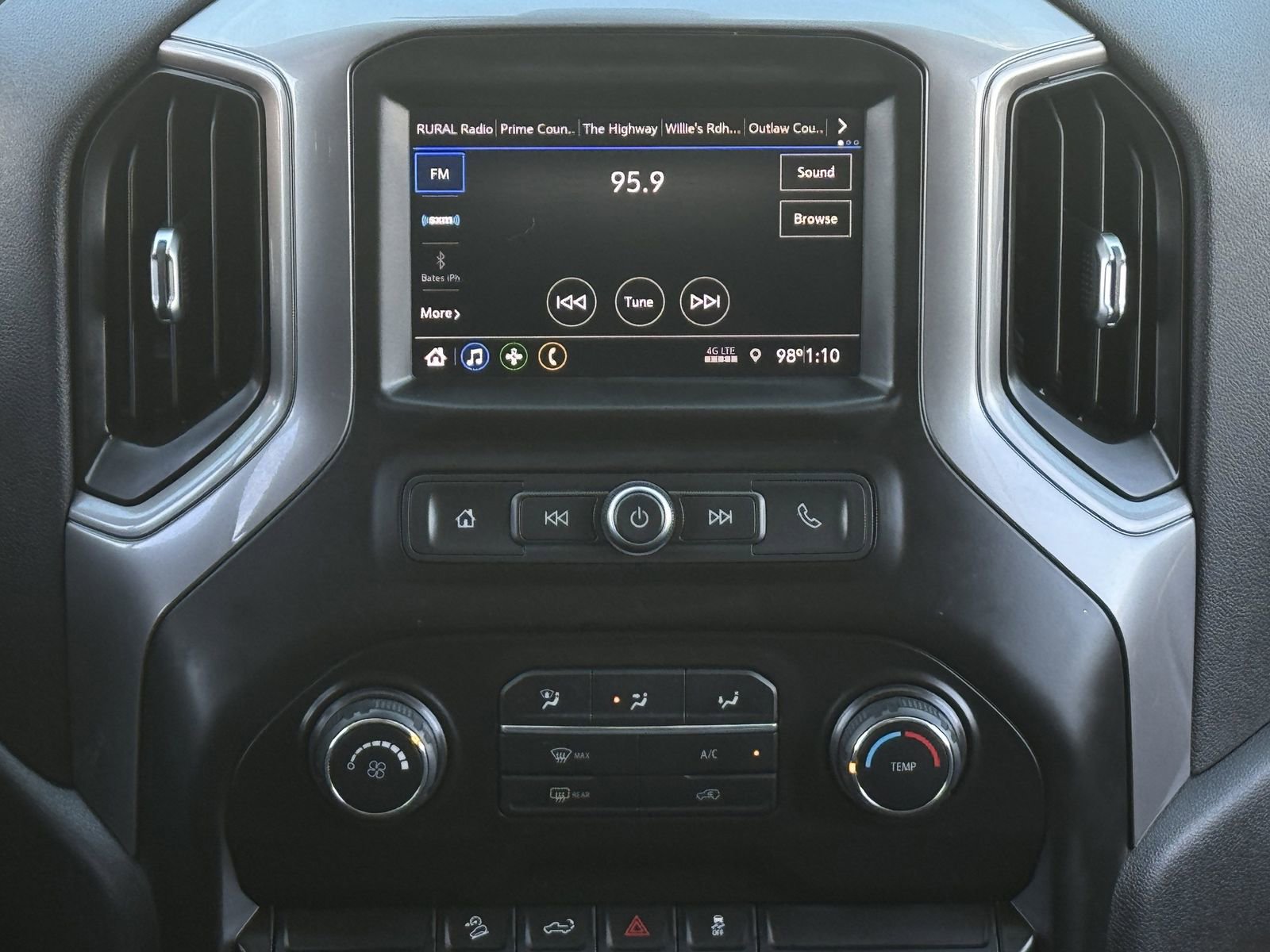 Used 2020 Chevrolet Silverado 1500 Custom Trail Boss w/ Custom Convenience Package image 19