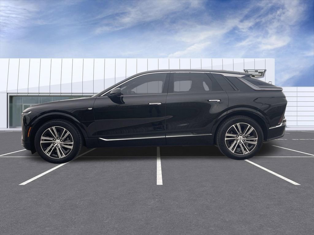 Certified 2024 Cadillac Lyriq Luxury w/ LPO, Floor Liner Package AWD/4WD image 5