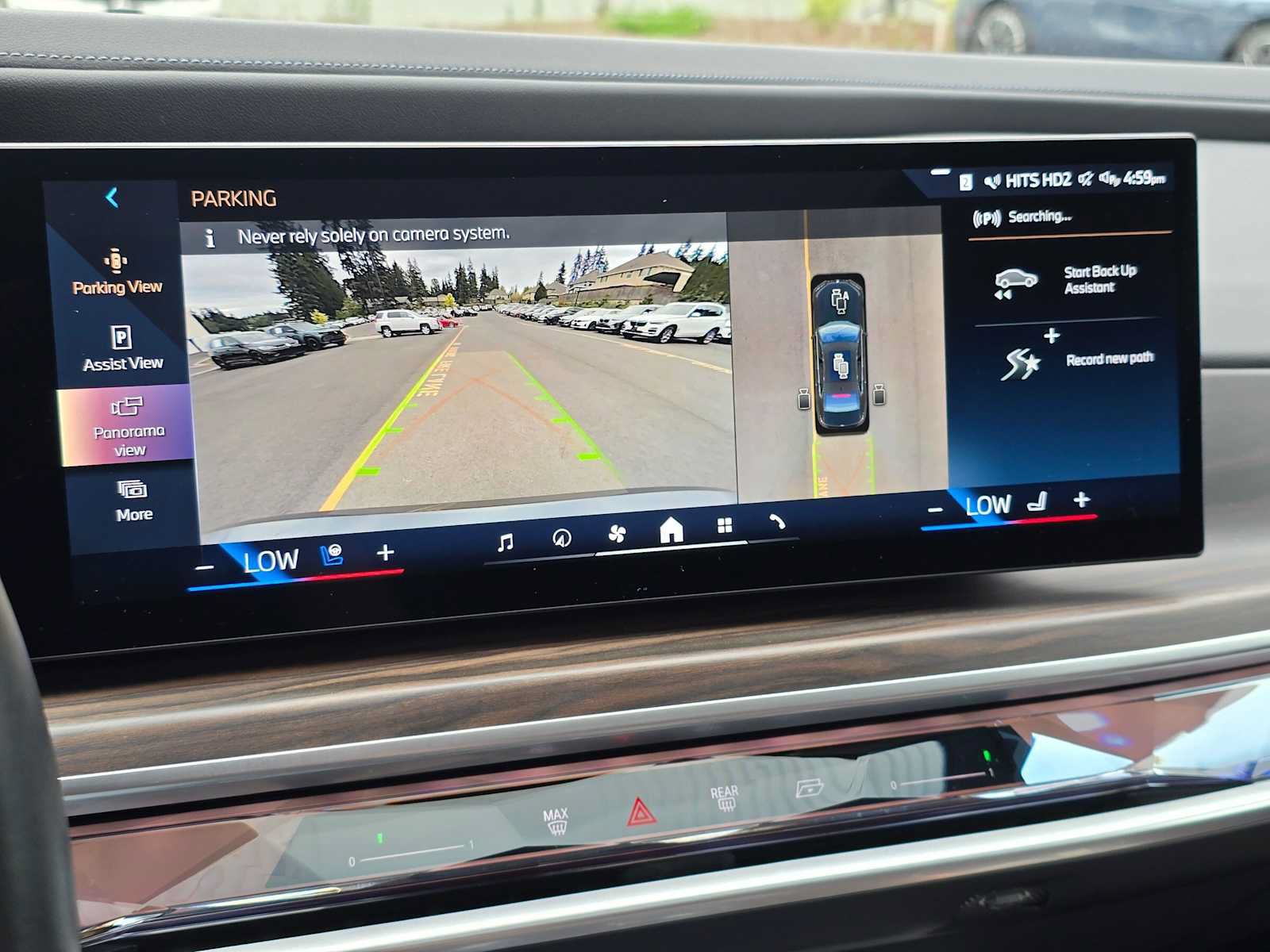 Used 2023 BMW i7 xDrive60 AWD/4WD image 29
