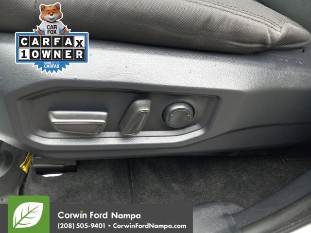 Used 2025 Toyota Tundra SR5 AWD/4WD image 12