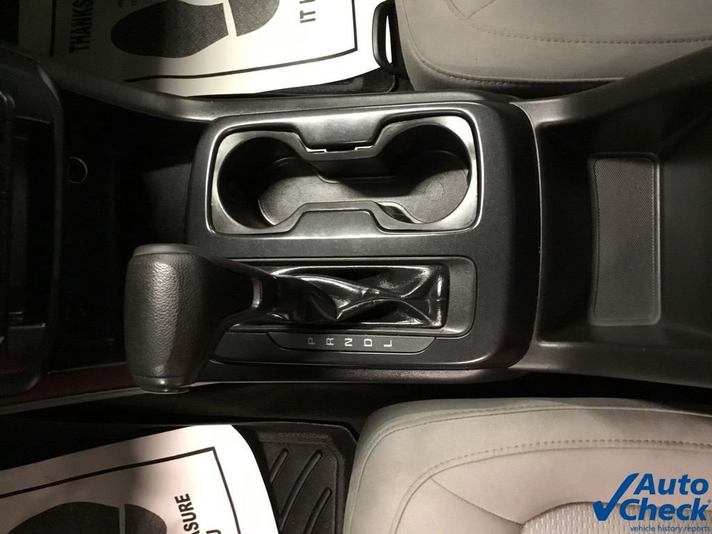 Used 2018 Chevrolet Colorado W/T AWD/4WD image 38