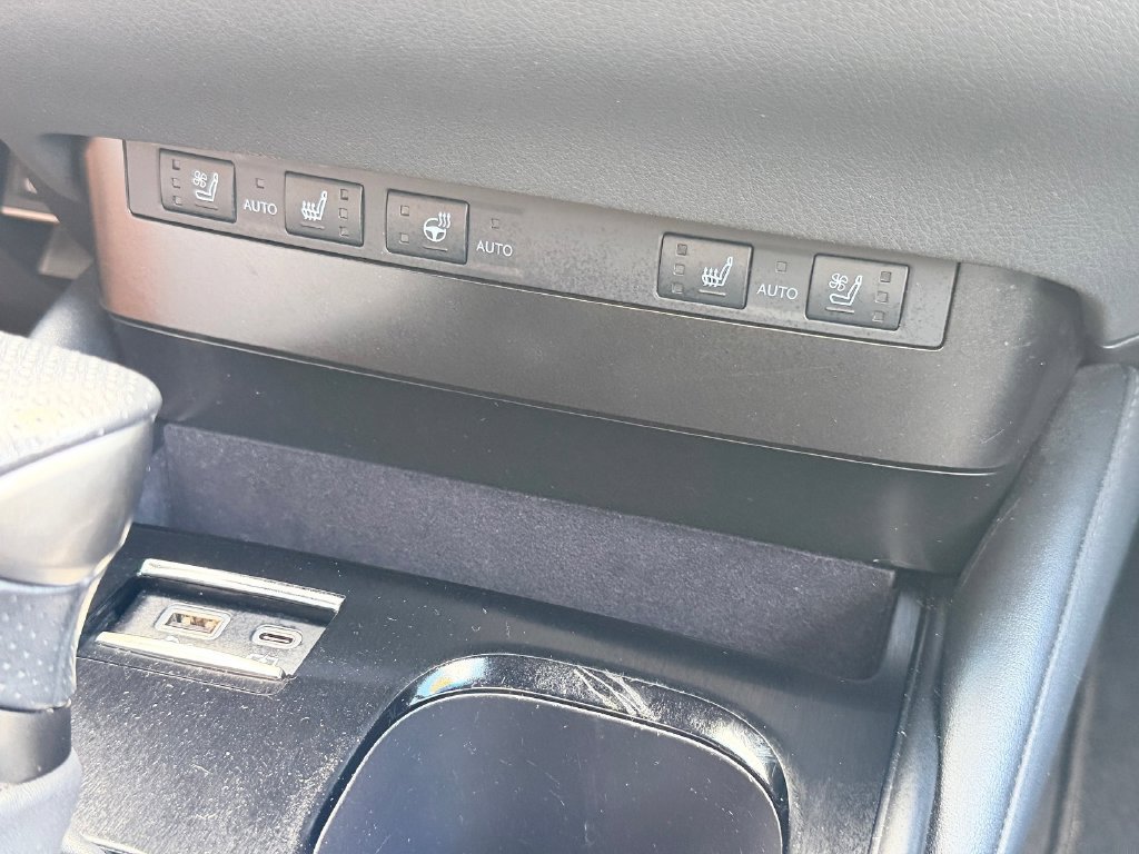 Used 2024 Lexus ES 350 F Sport w/ Accessory Package (Z2) FWD image 24