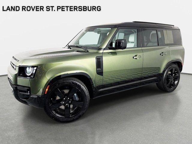 Used 2026 Land Rover Defender 110 X-Dynamic SE image 1