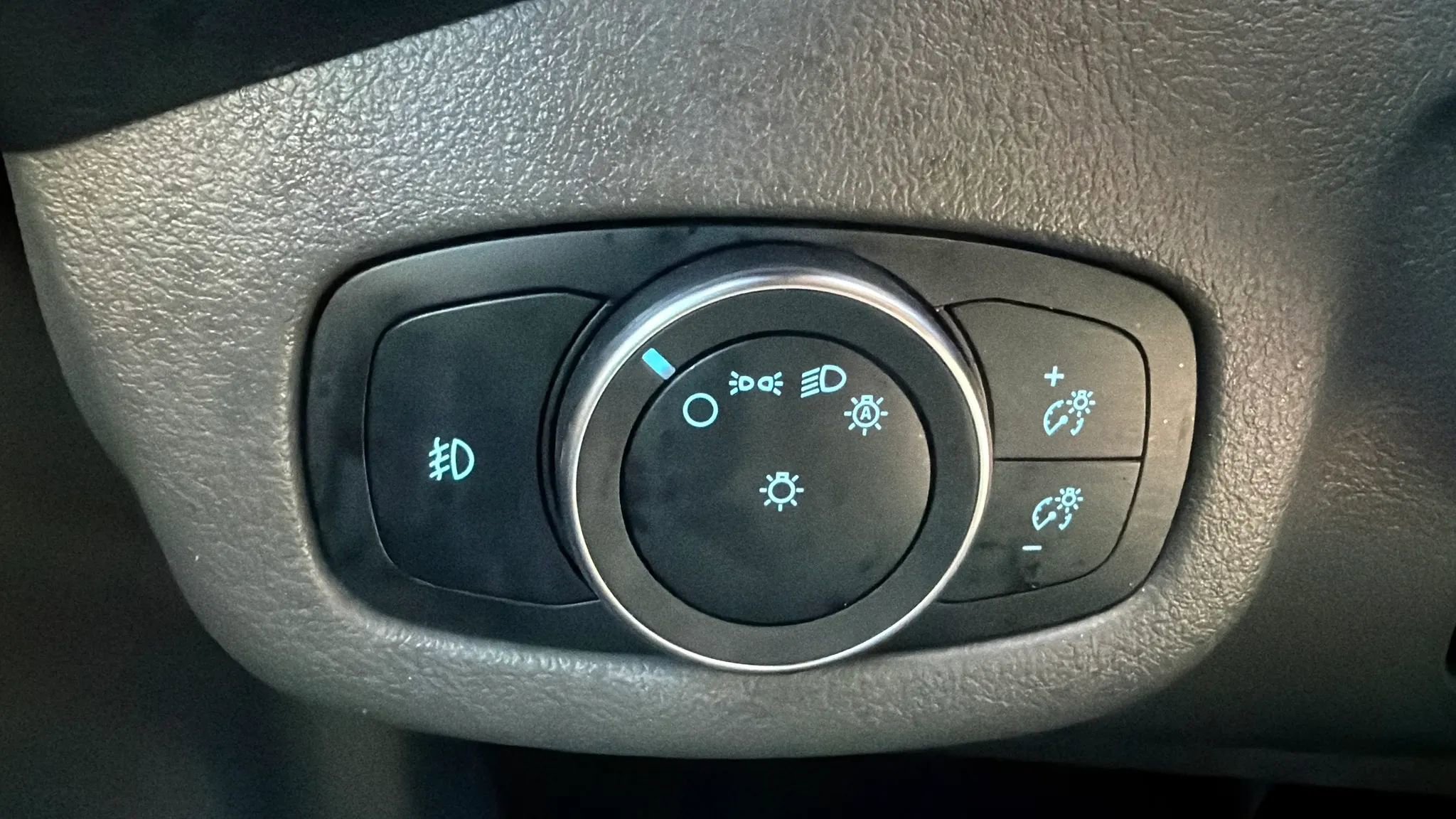 Used 2022 Ford Transit Connect XLT FWD image 26
