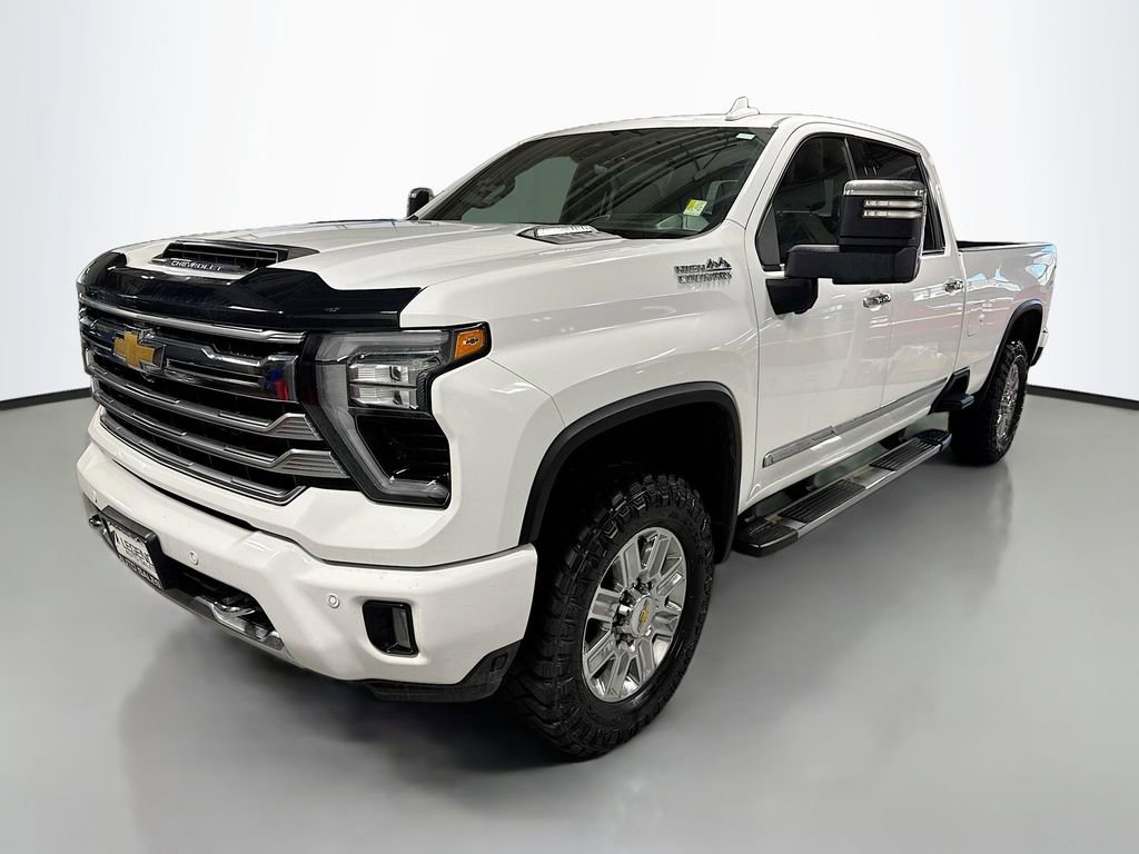 Used 2024 Chevrolet Silverado 3500 High Country w/ High Country Premium Package AWD/4WD image 1