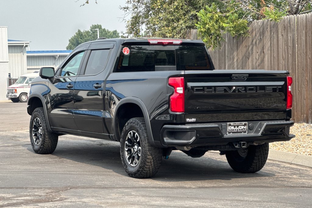 Used 2023 Chevrolet Silverado 1500 ZR2 w/ Technology Package AWD/4WD image 9