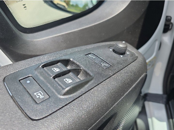 Used 2025 RAM ProMaster 2500 w/ Convenience Group FWD image 23