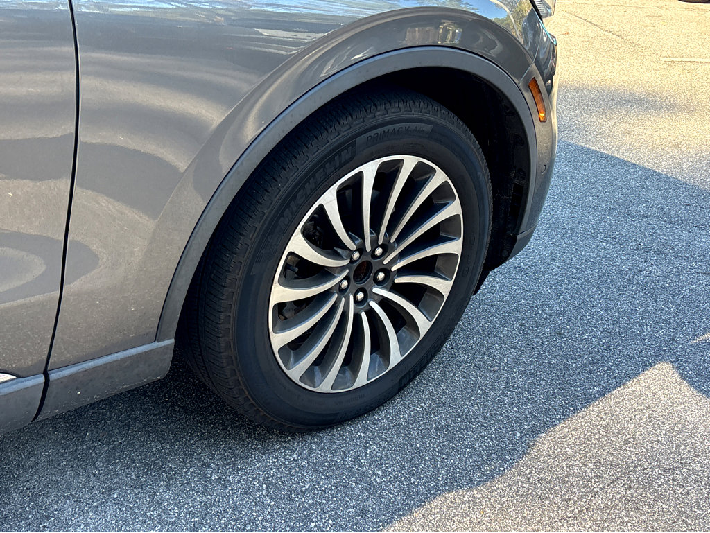 Used 2023 Lincoln Aviator Reserve w/ Equipment Group 201A image 33