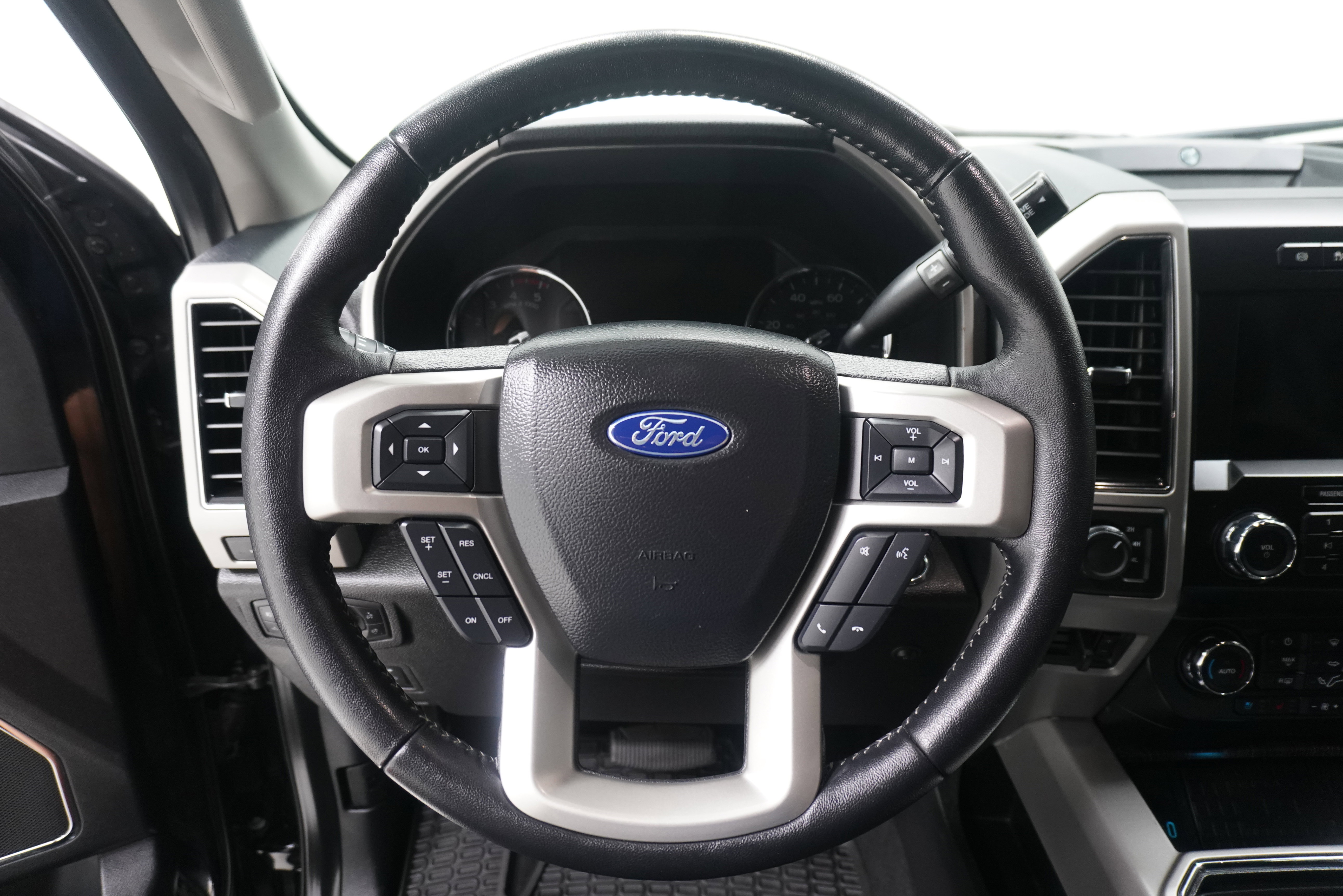 Used 2021 Ford F250 Lariat image 17