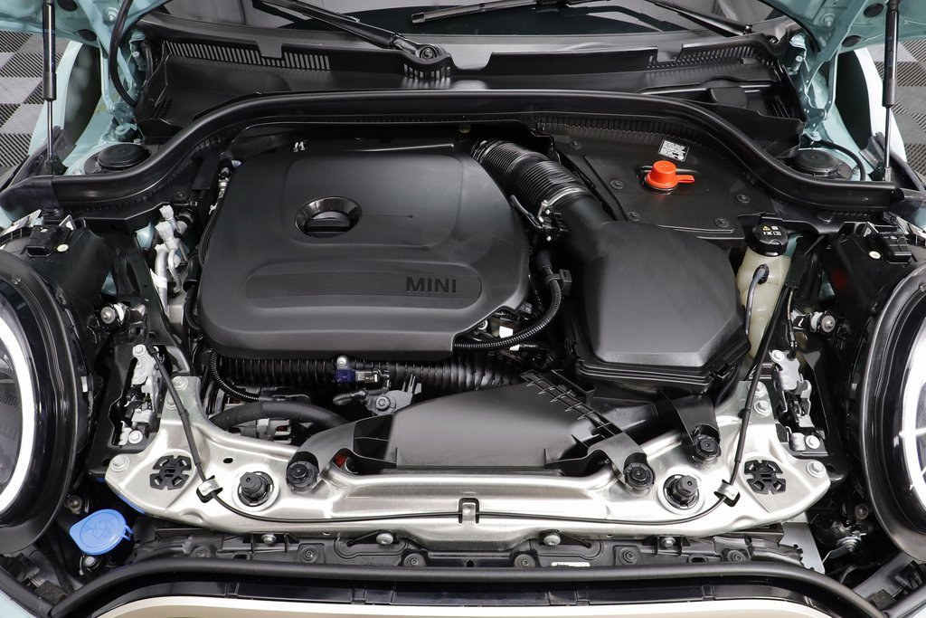Certified 2025 MINI Cooper S image 23