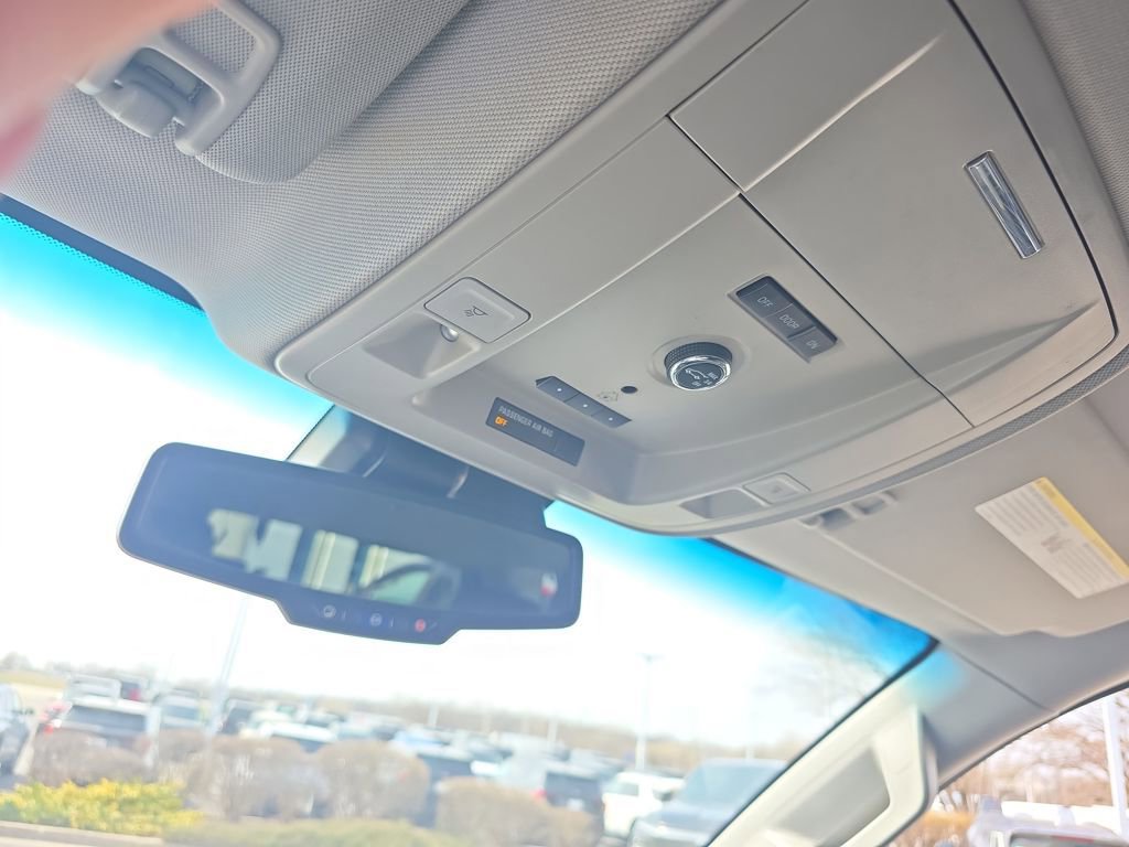 Used 2015 Chevrolet Tahoe LT image 36