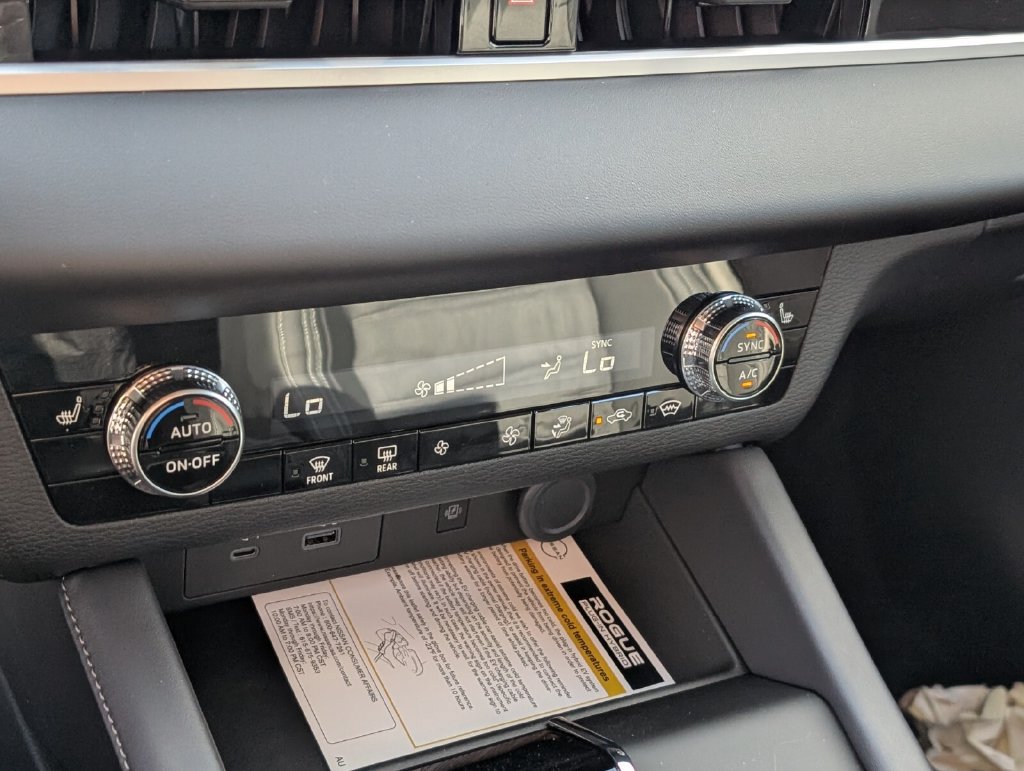 New 2026 Nissan Rogue SL AWD/4WD image 19