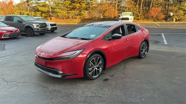 Used 2024 Toyota Prius XLE image 37