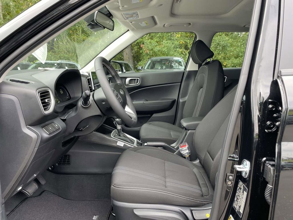 New 2026 Hyundai Venue SEL image 15