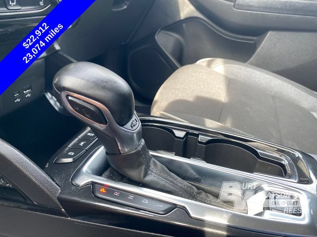Used 2025 Chevrolet TrailBlazer LT w/ LT Cold Weather Package AWD/4WD image 28