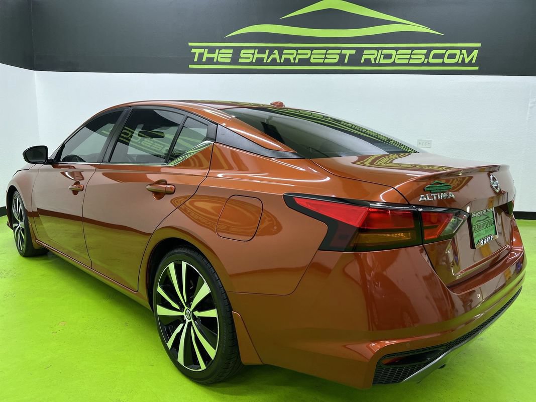 Used 2020 Nissan Altima 2.5 SR w/ Premium Package FWD image 7