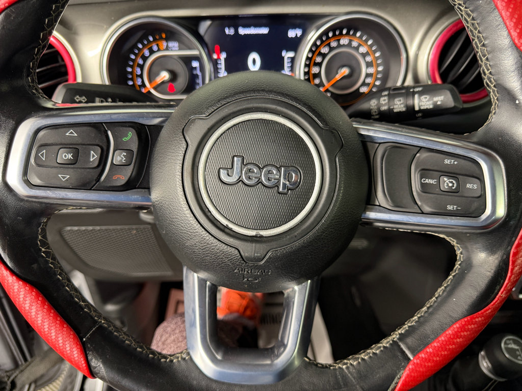 Used 2018 Jeep Wrangler Unlimited Sahara image 27