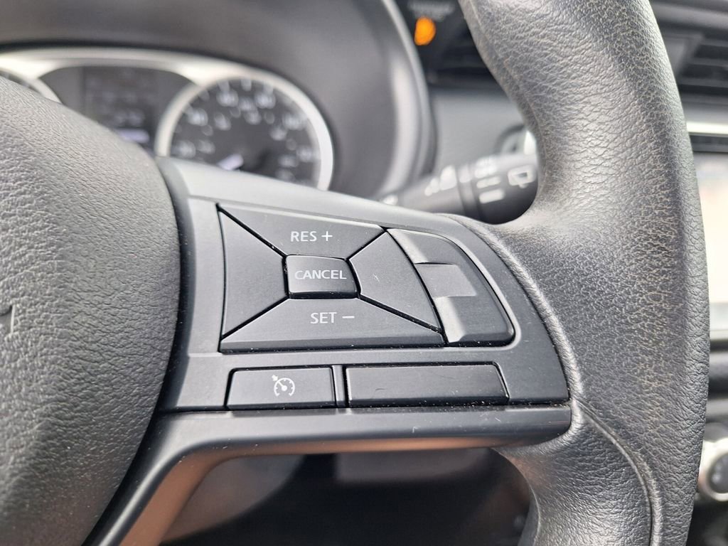 Used 2024 Nissan Kicks S FWD image 14