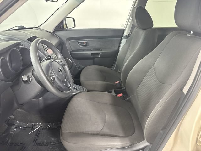 Used 2012 Kia Soul FWD image 16