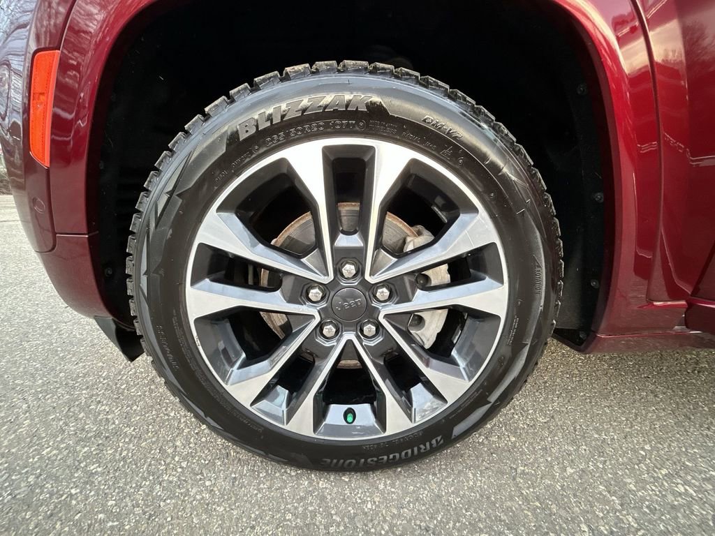 Used 2021 Jeep Grand Cherokee L Overland w/ Luxury Tech Group IV image 10