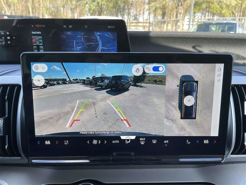 New 2025 Ford Expedition Active image 18