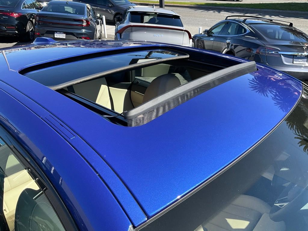 Used 2025 BMW i4 eDrive40 w/ M Sport Package image 74