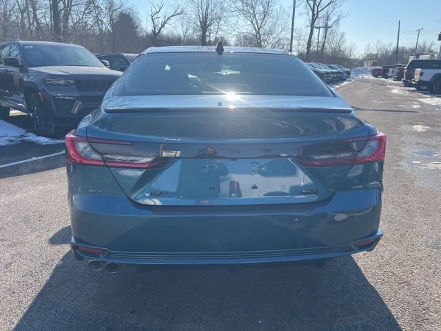 Used 2025 Toyota Camry XSE image 33