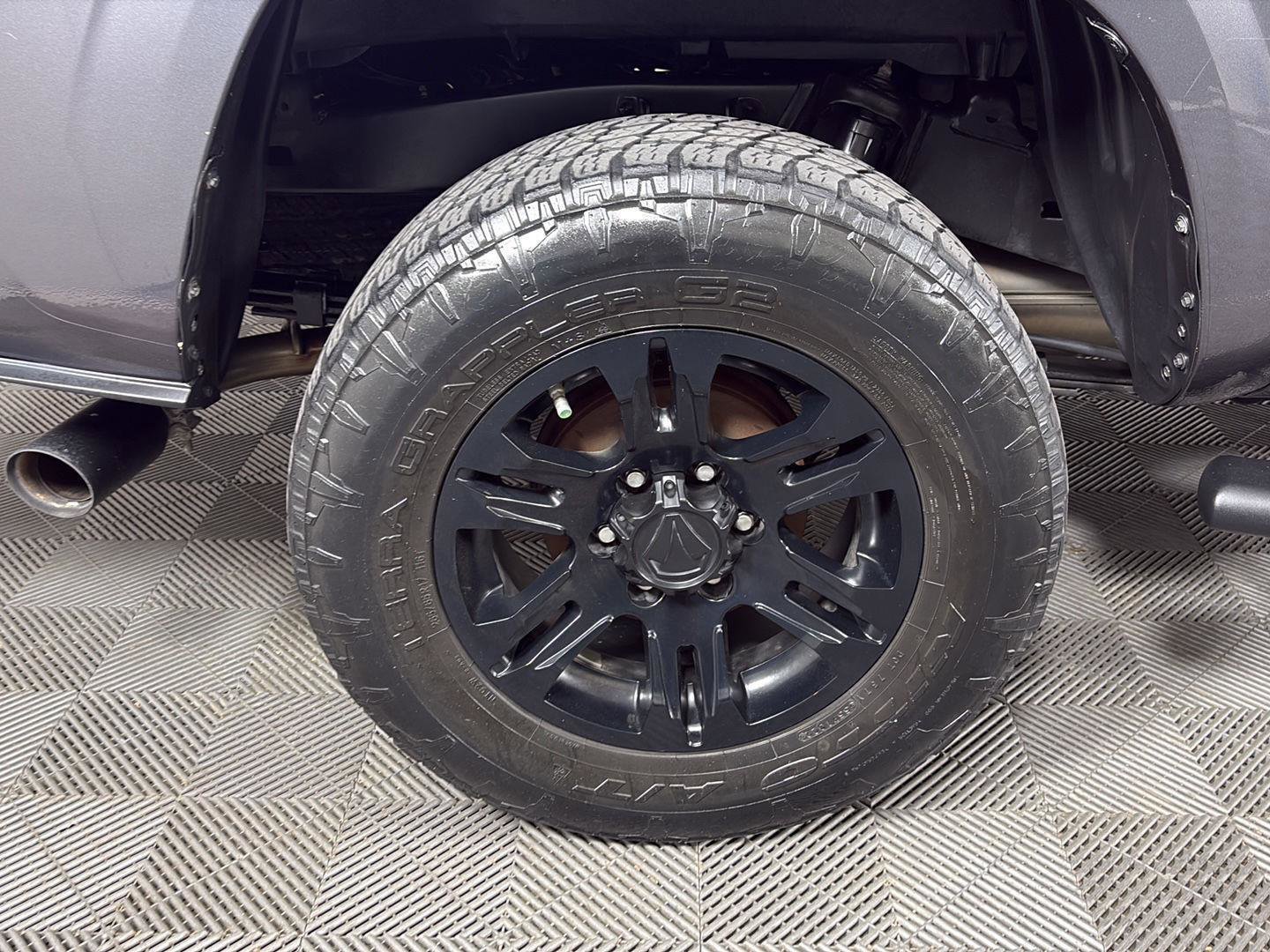 Used 2022 Toyota Tacoma SR AWD/4WD image 15