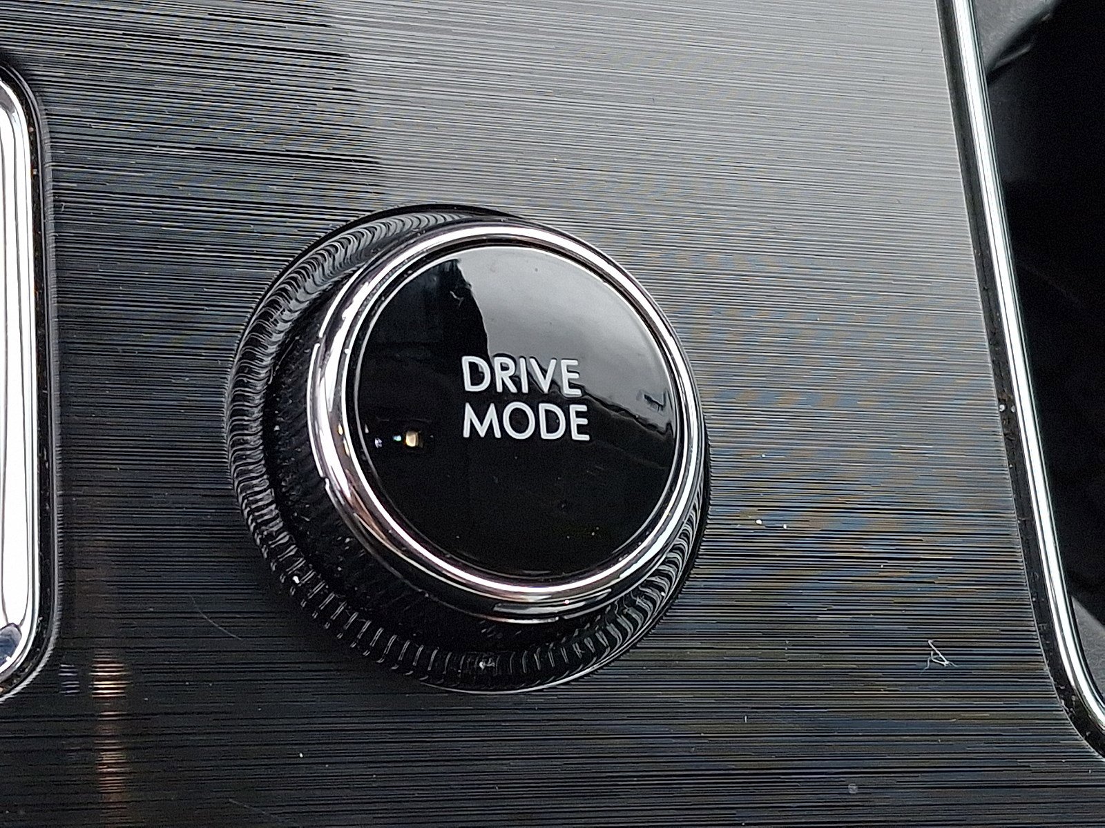 Certified 2025 Lincoln Aviator Reserve w/ Equipment Group 201A image 22