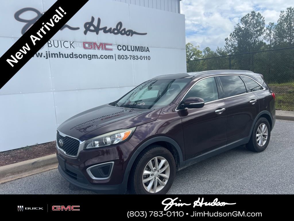 Used 2016 Kia Sorento LX w/ LX Convenience Package