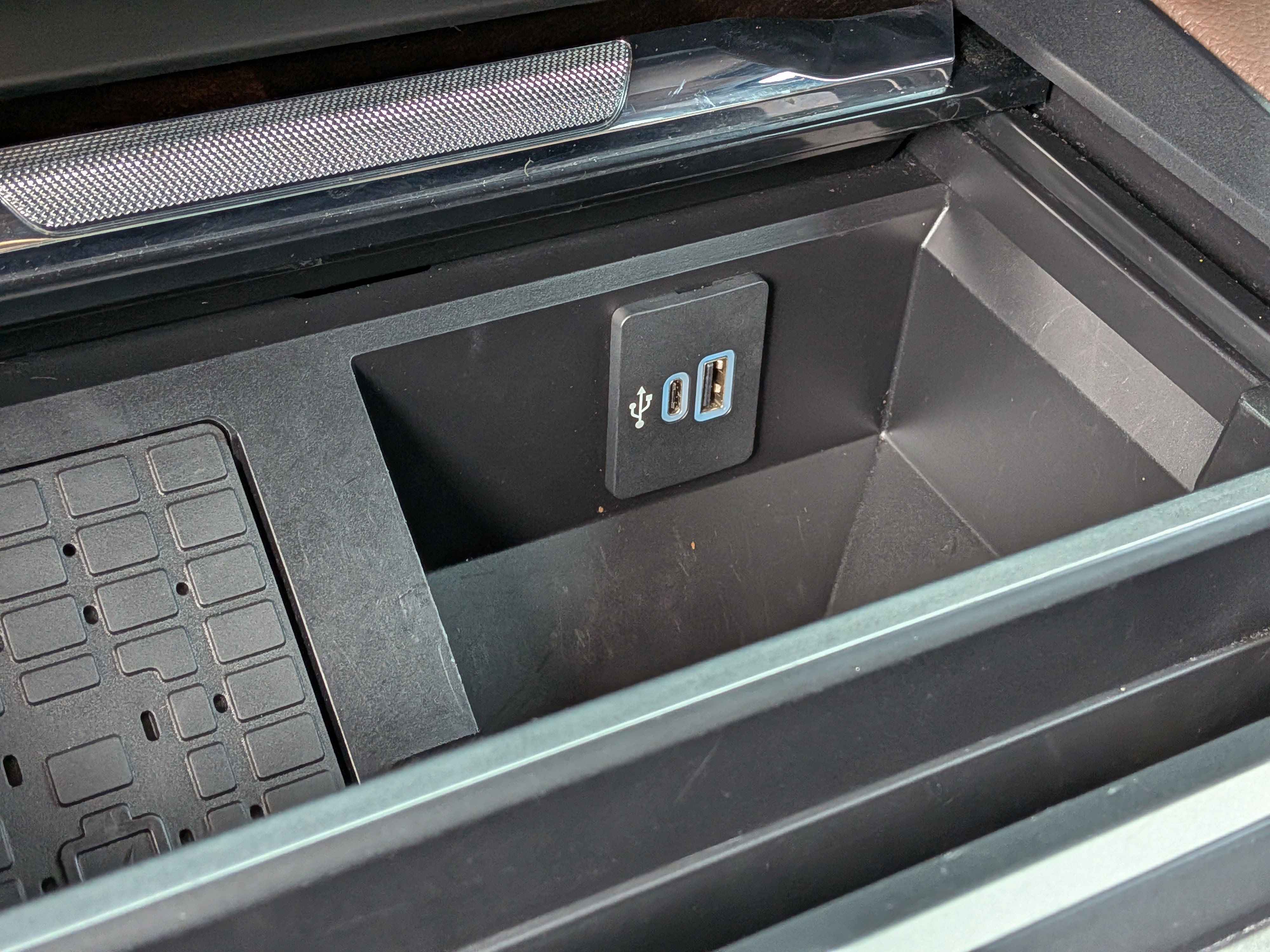 Used 2023 Ford F350 King Ranch w/ Chrome Package AWD/4WD image 32