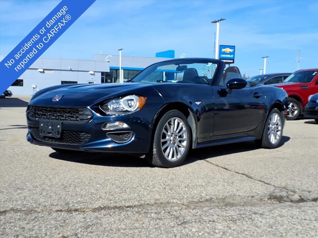 Used 2020 FIAT 124 Spider Classica w/ Mopar All Weather Plus Group