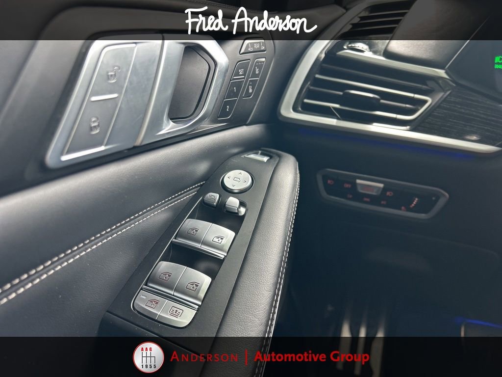 Used 2021 BMW X7 M50i w/ Dynamic Handling Package AWD/4WD image 10