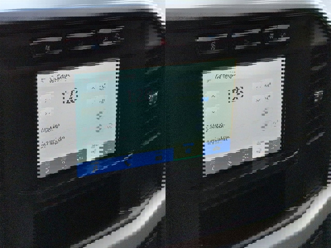 Used 2023 Ford F250 XL w/ FX4 Off-Road Package image 17