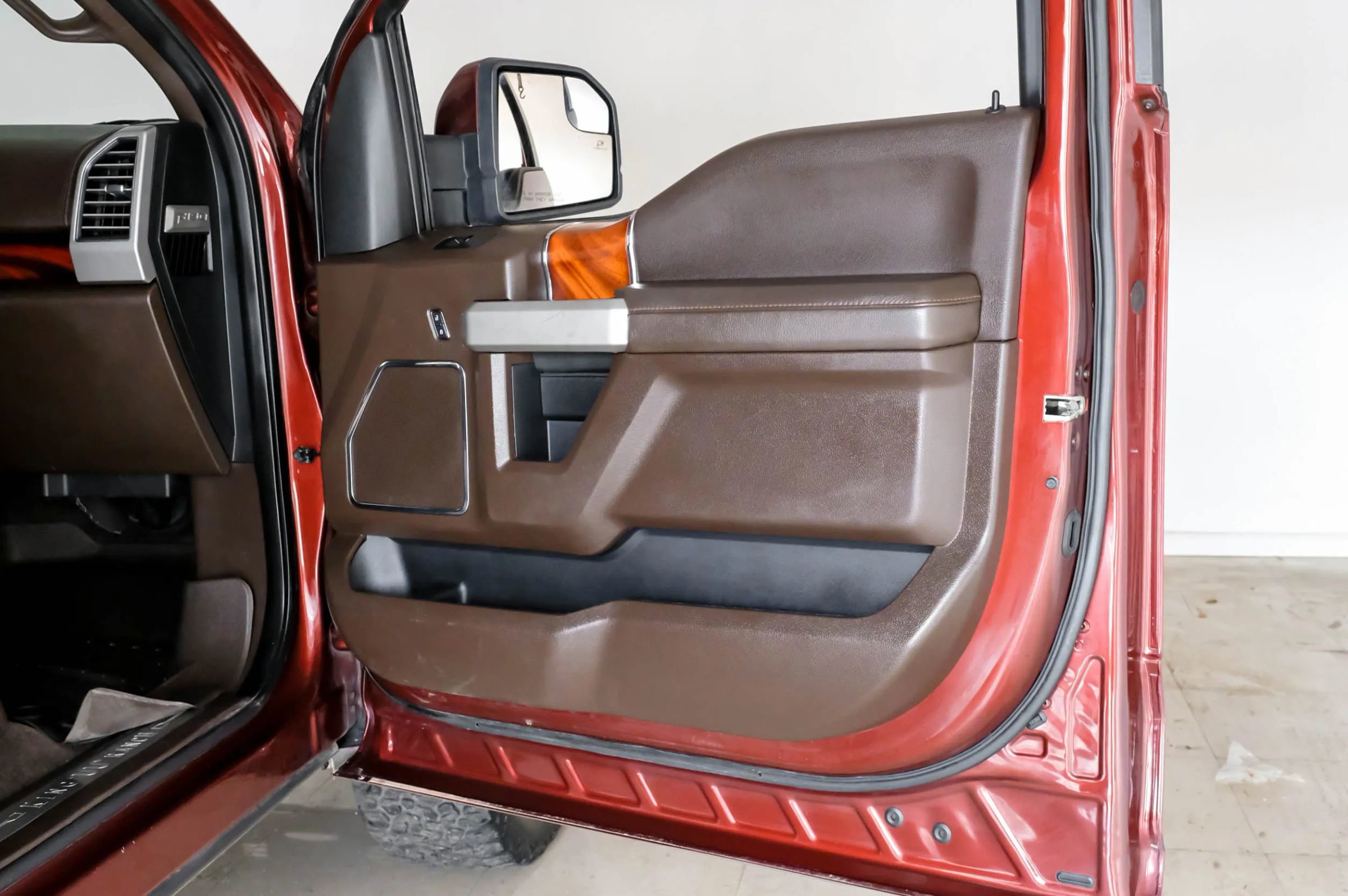 Used 2017 Ford F150 King Ranch AWD/4WD image 43