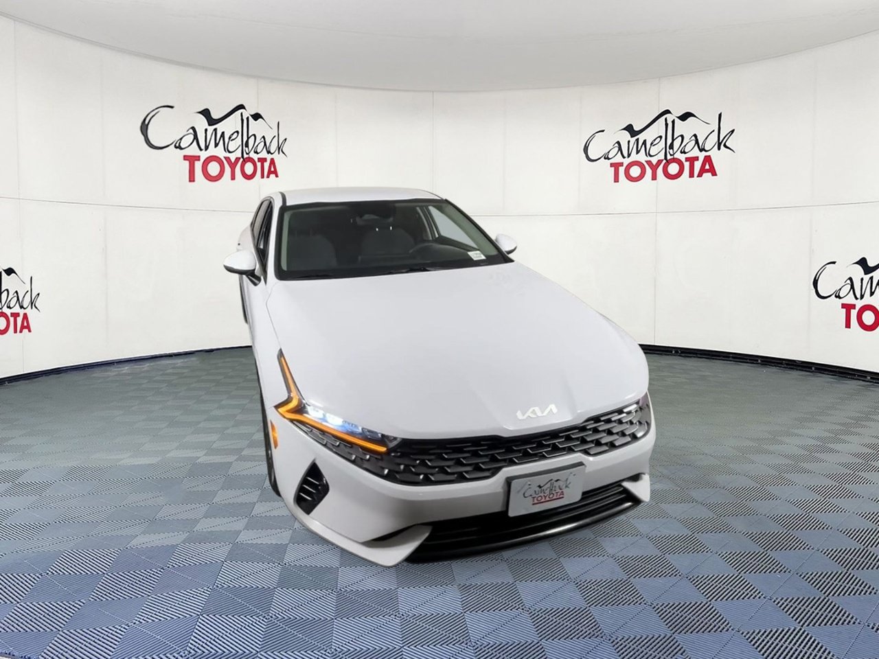 Used 2022 Kia K5 LXS FWD image 4