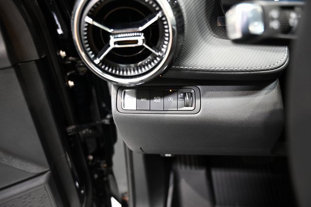 New 2026 Chevrolet Equinox LT w/ Convenience Package II image 22