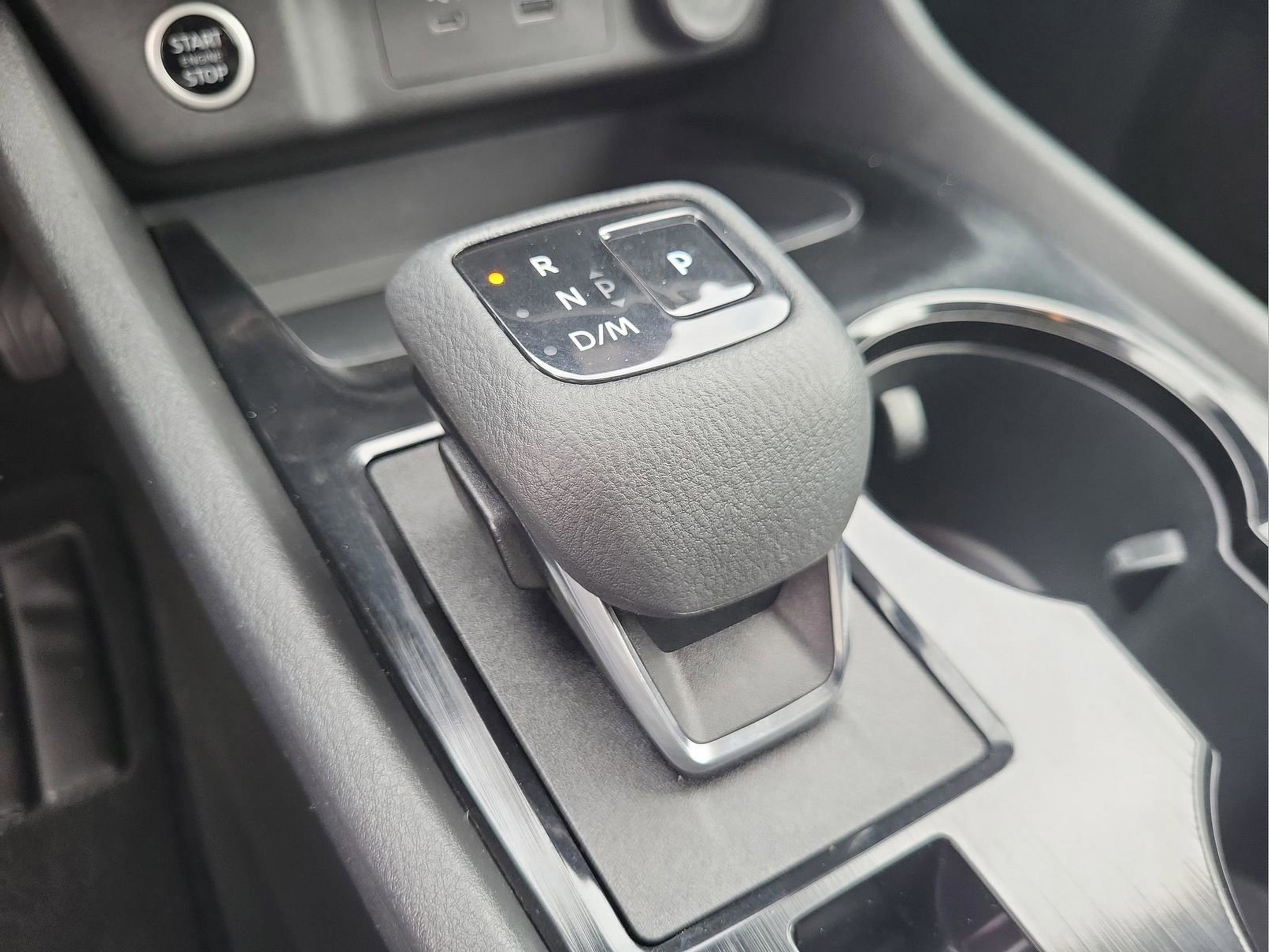 Used 2023 Nissan Rogue SV w/ SV Premium Package AWD/4WD image 15