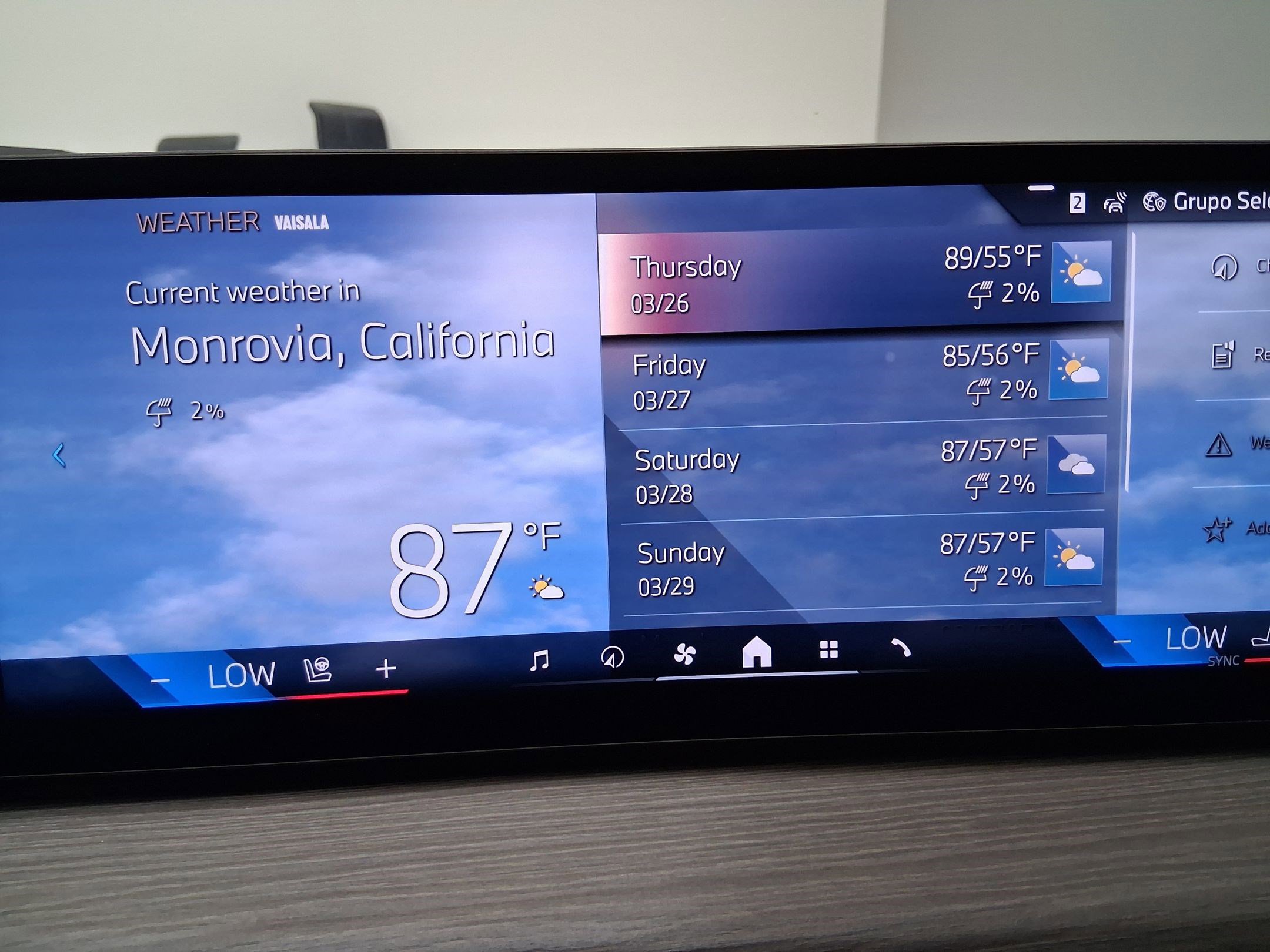 New 2026 BMW 330i Sedan w/ Premium Package RWD image 26