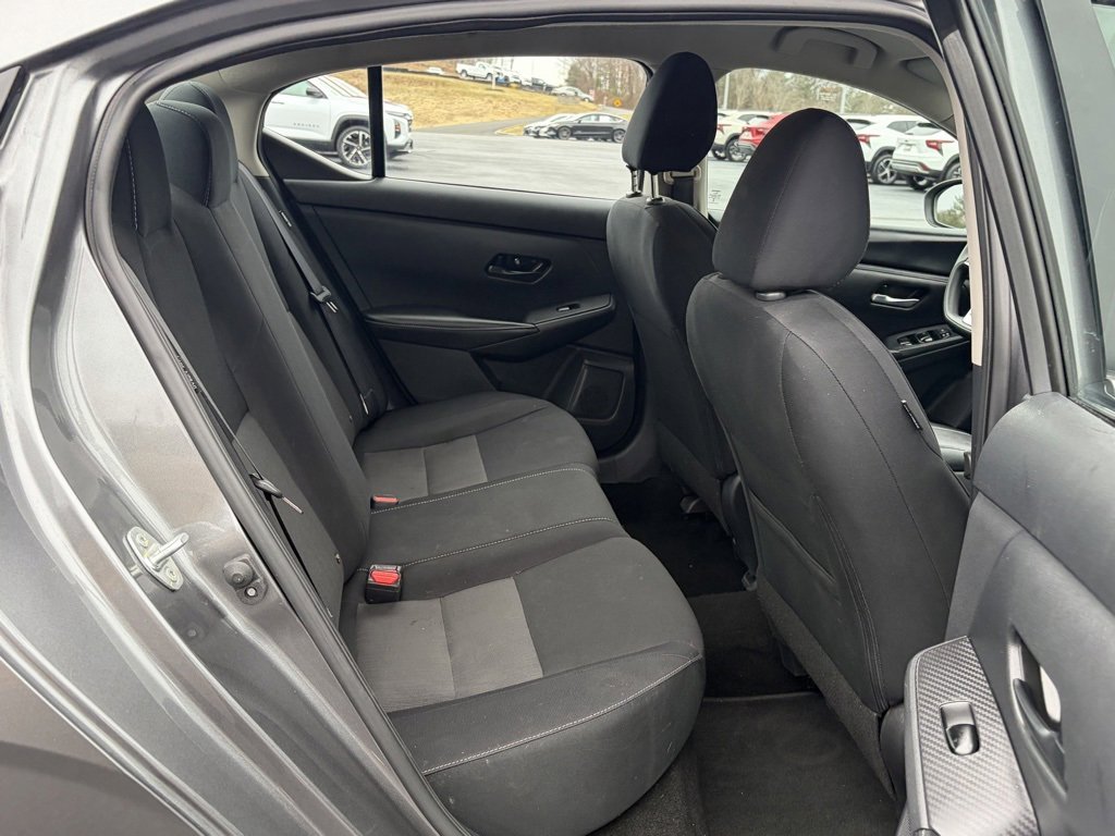 Used 2024 Nissan Sentra SV image 17