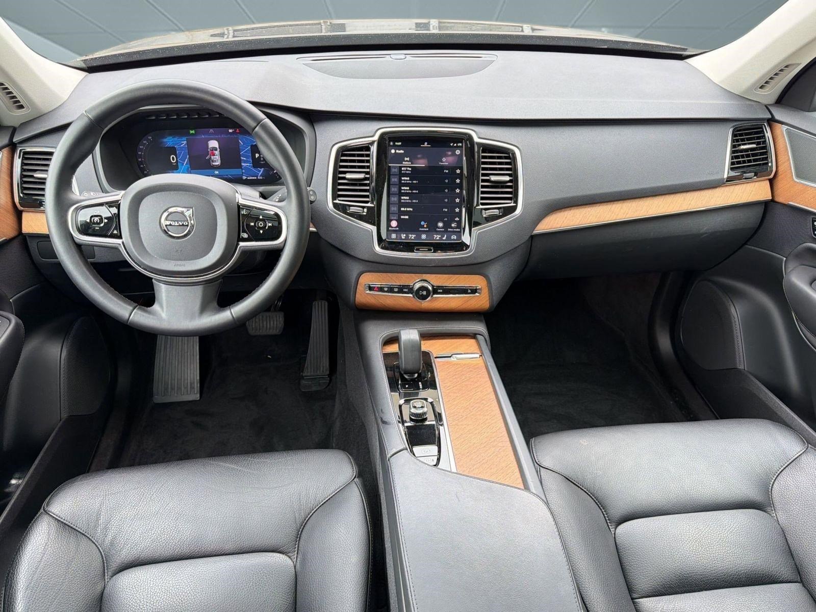 Certified 2023 Volvo XC90 B6 Plus w/ Protection Package Premier AWD/4WD image 17