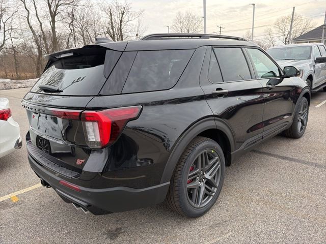 New 2026 Ford Explorer ST image 3