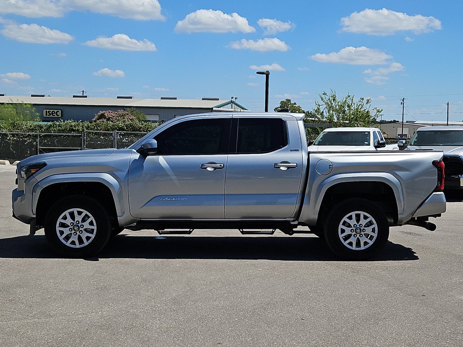Certified 2025 Toyota Tacoma SR5 AWD/4WD video 2