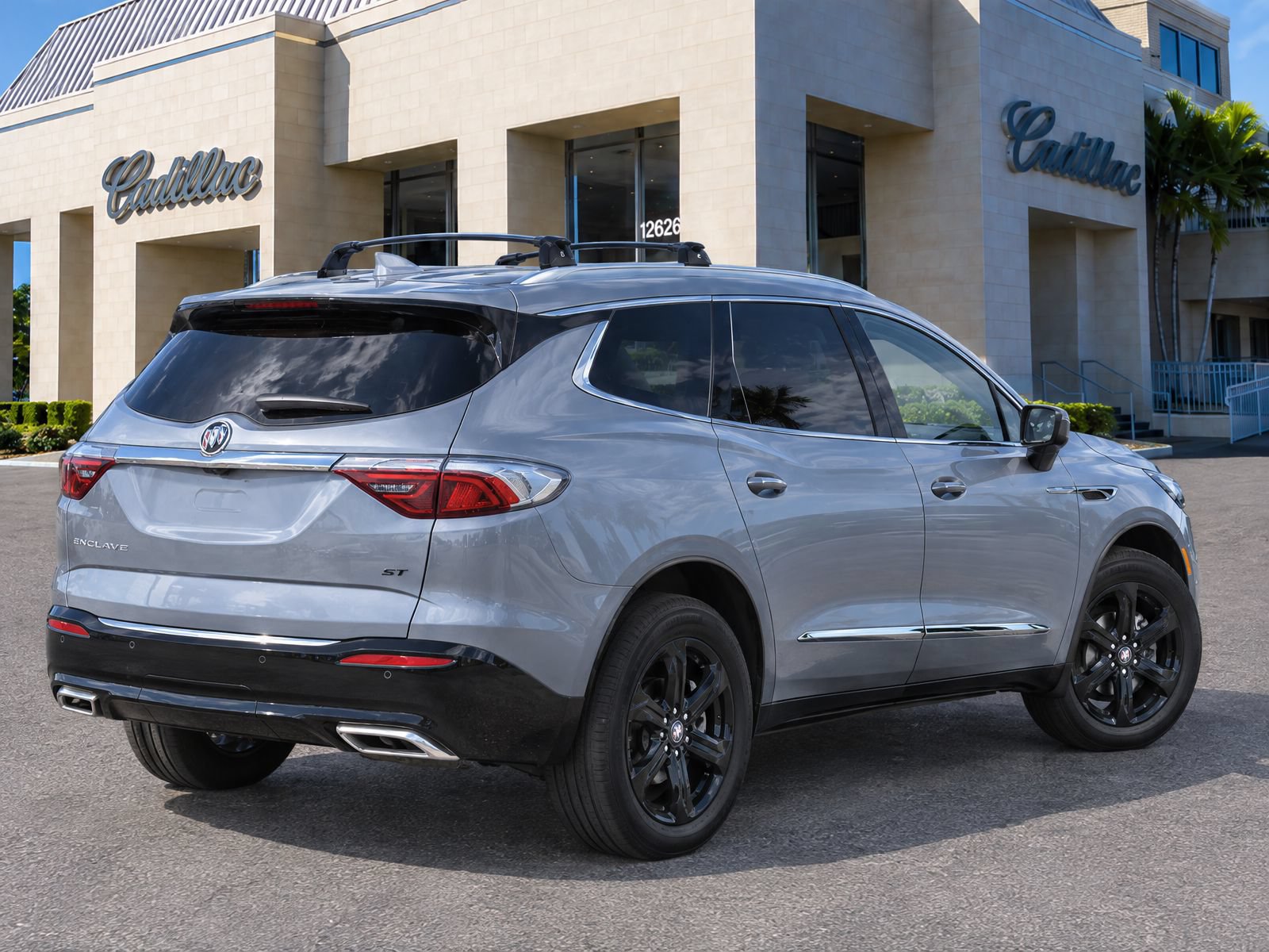 Used 2024 Buick Enclave Essence w/ Experience Buick Package FWD image 4