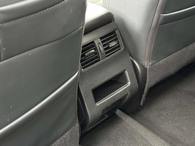 Used 2024 Mitsubishi Outlander SE Black Edition AWD/4WD image 15