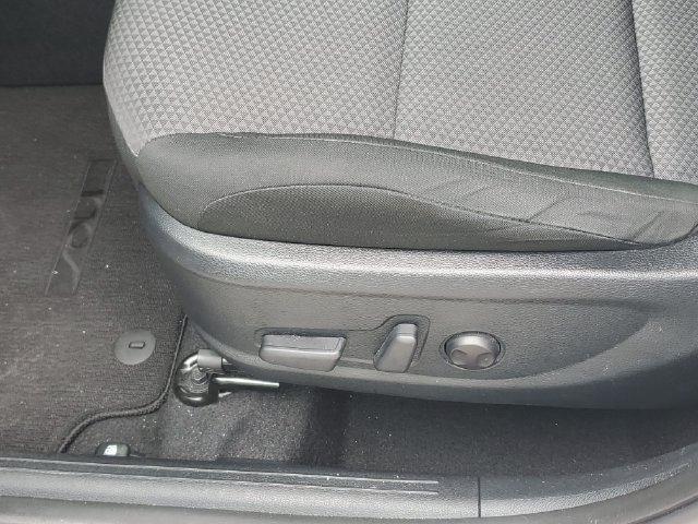 Certified 2024 Kia Soul S FWD image 20
