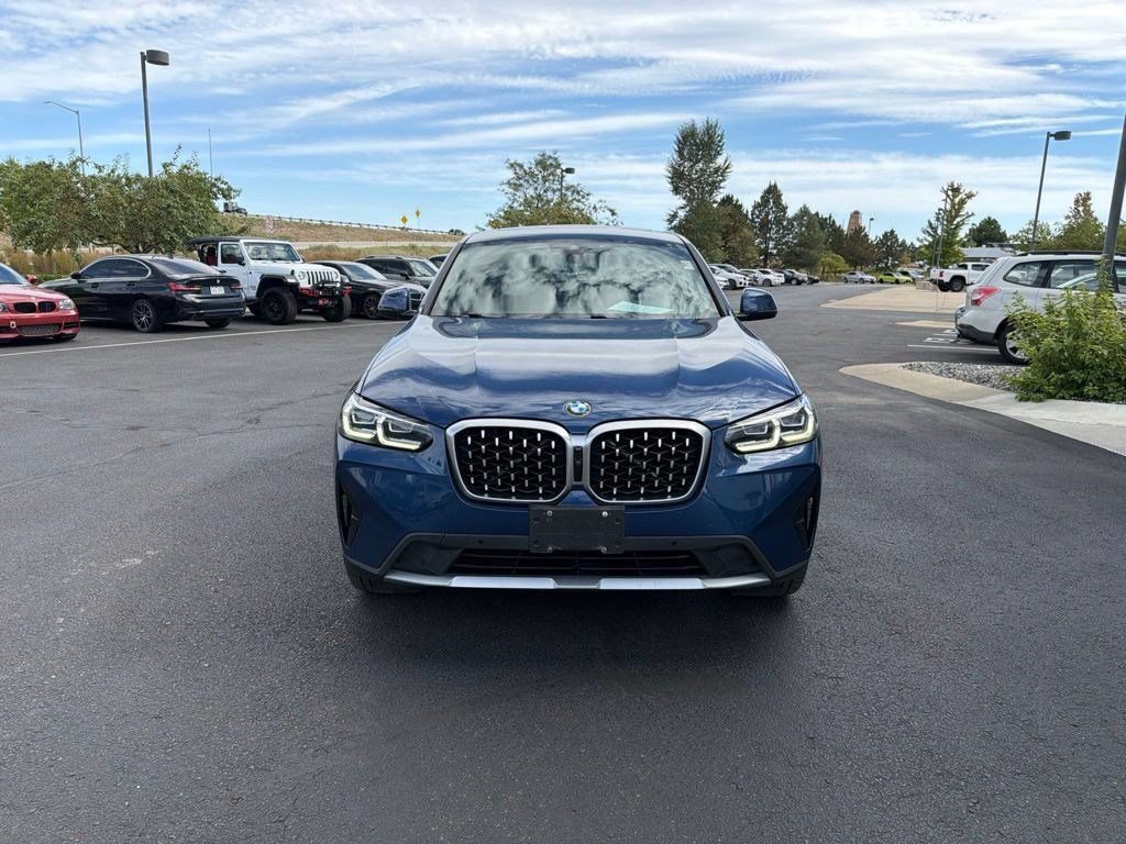 Used 2022 BMW X4 xDrive30i w/ Premium Package 2 AWD/4WD image 8