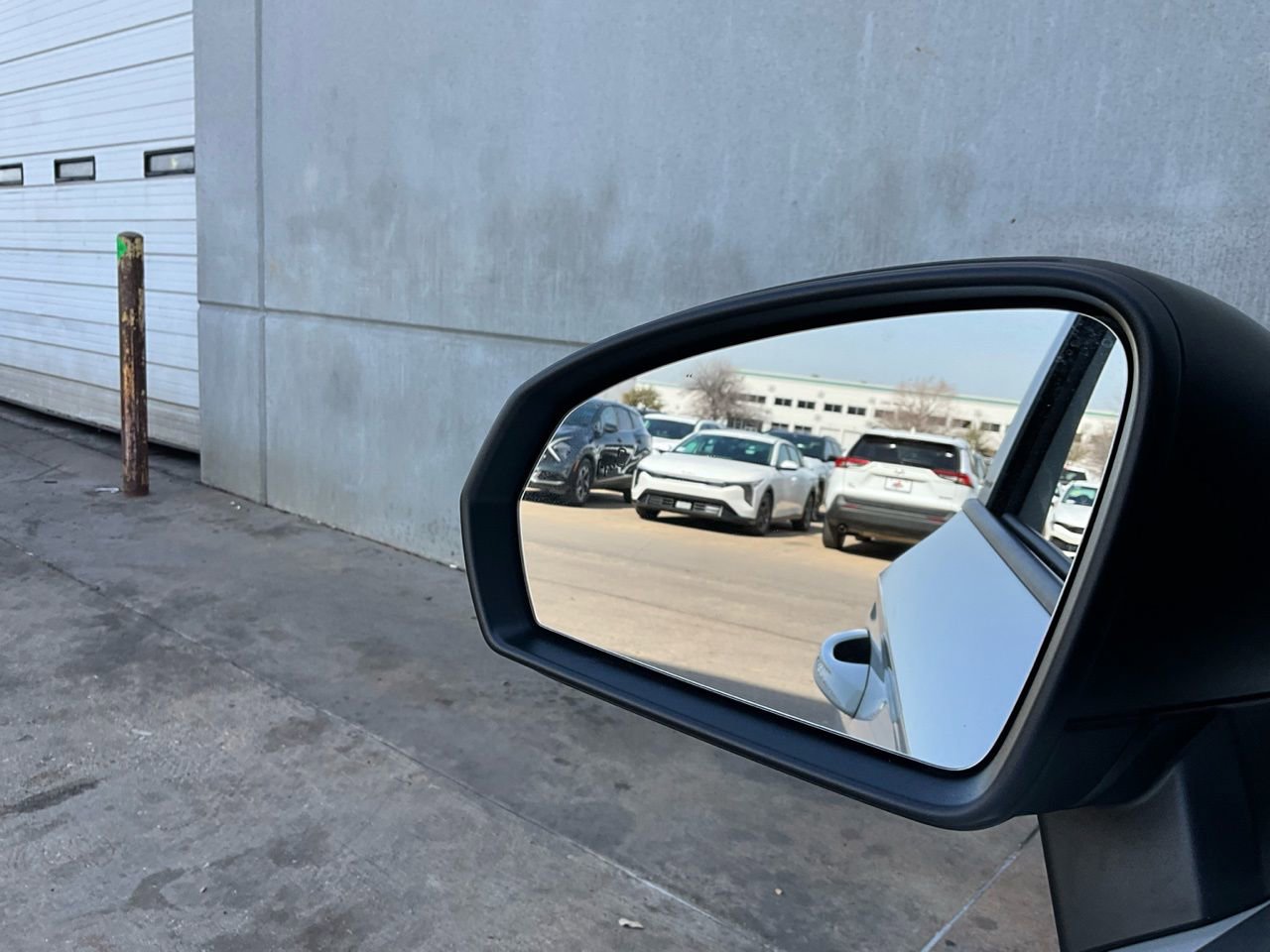 Used 2025 Volkswagen Taos S image 17