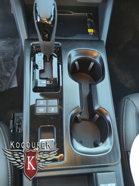 New 2026 Subaru Outback Limited image 11