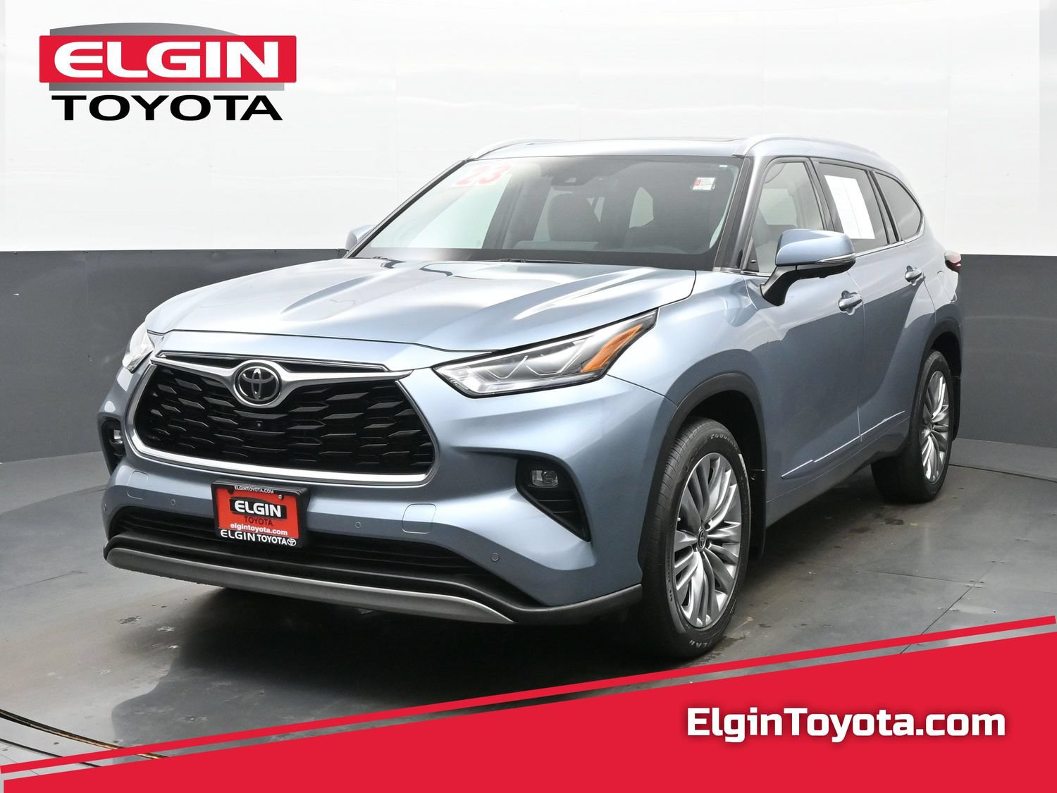 Used 2023 Toyota Highlander Platinum AWD/4WD image 1